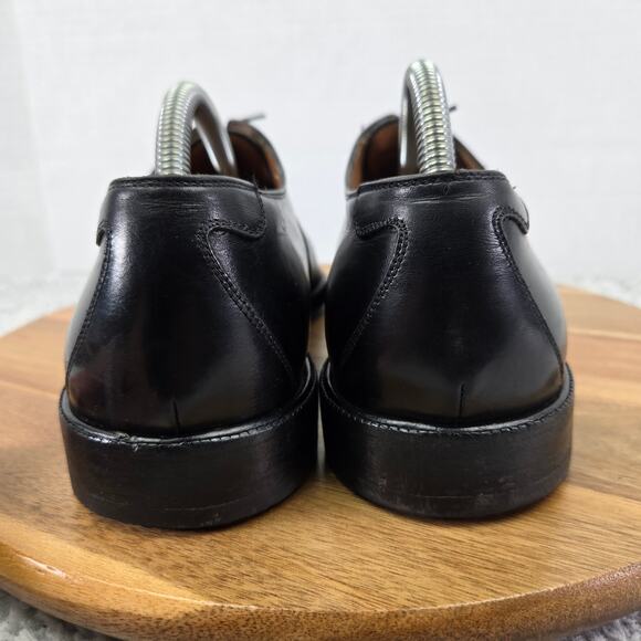 Salvatore Ferragamo Mens 9D Black Leather Office Daily Cap Toe Oxford Dress Shoe main image 13